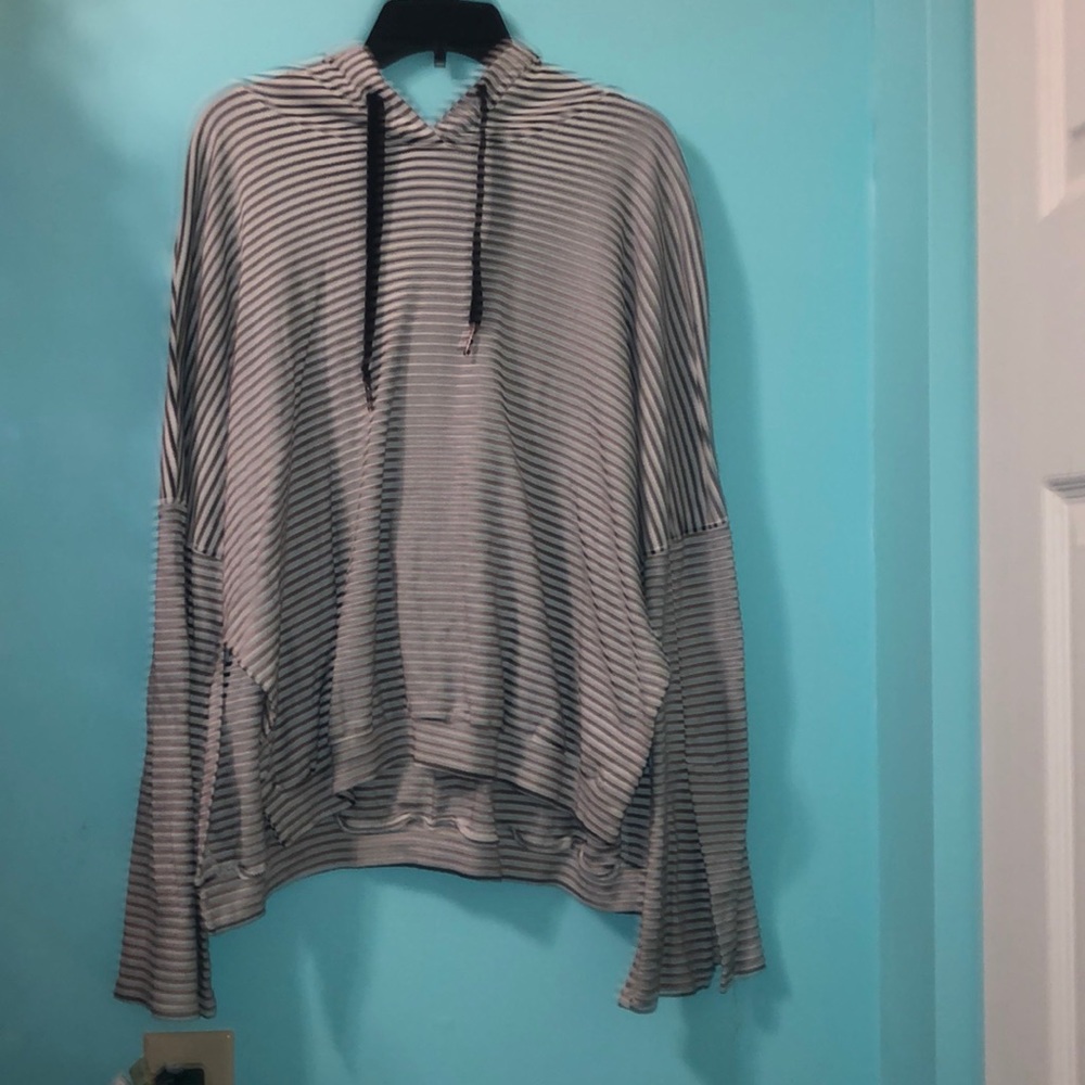 stripped hoodie